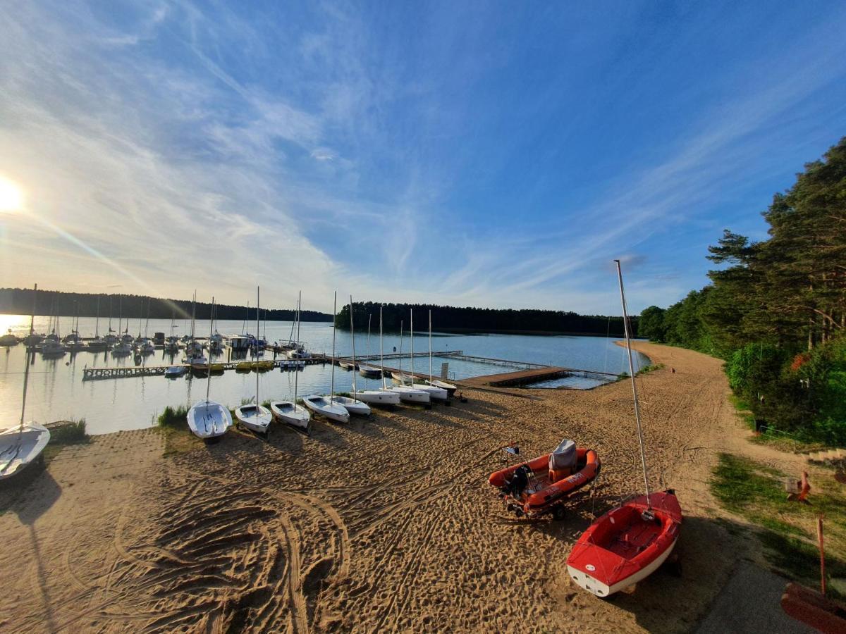 Domki Letniskowe Lesne Spa Borsk Nad Jeziorem Wdzydzkim Basen Sauna Balia Extérieur photo